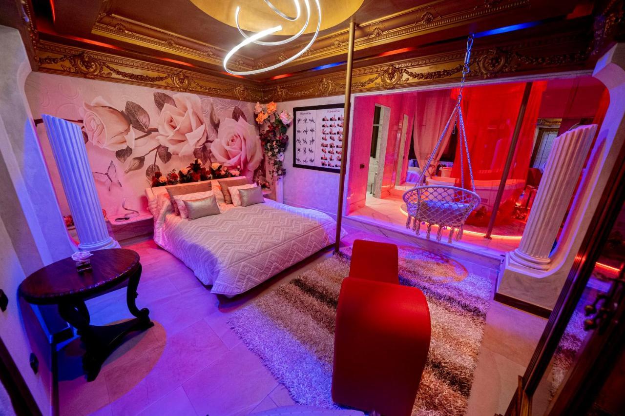 Revilla De Camargo Villa Paraiso Vip Hotel Tematico (Adults Only) מראה חיצוני תמונה
