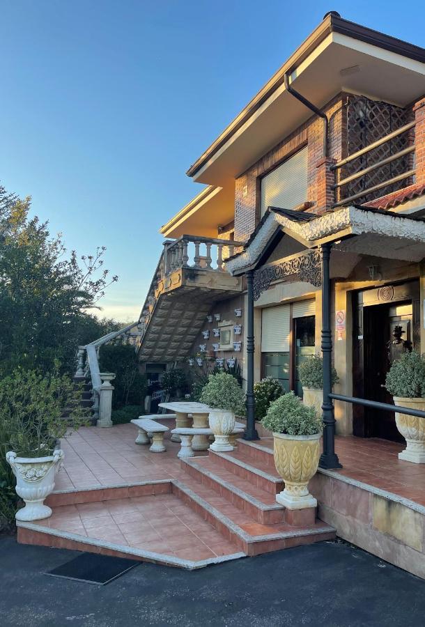 Revilla De Camargo Villa Paraiso Vip Hotel Tematico (Adults Only) מראה חיצוני תמונה