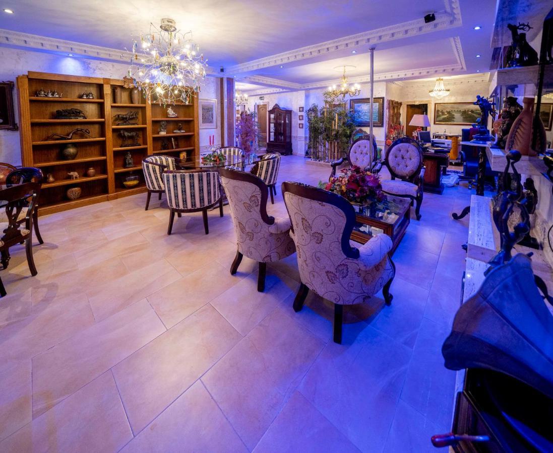 Revilla De Camargo Villa Paraiso Vip Hotel Tematico (Adults Only) מראה חיצוני תמונה