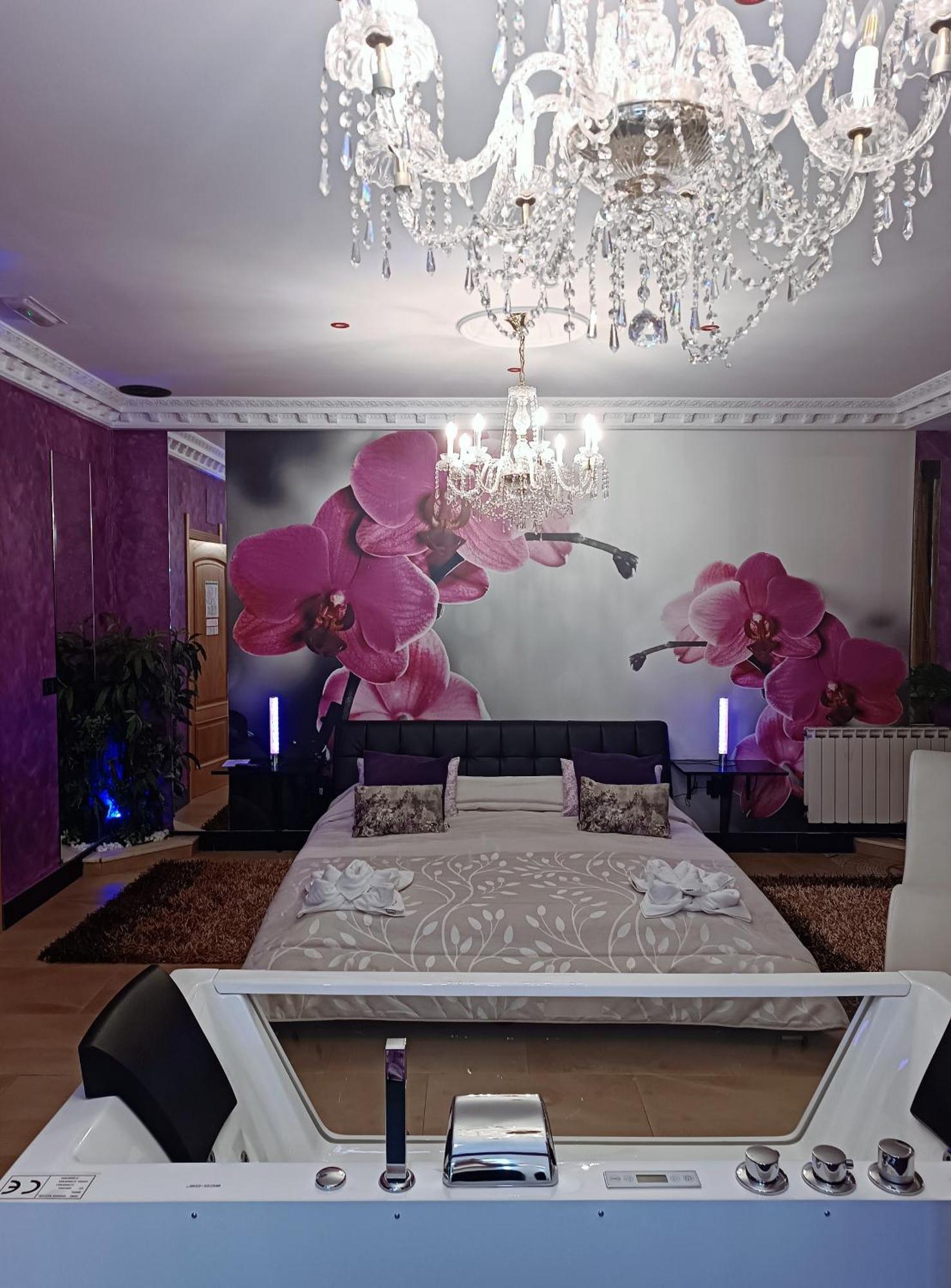 Revilla De Camargo Villa Paraiso Vip Hotel Tematico (Adults Only) מראה חיצוני תמונה